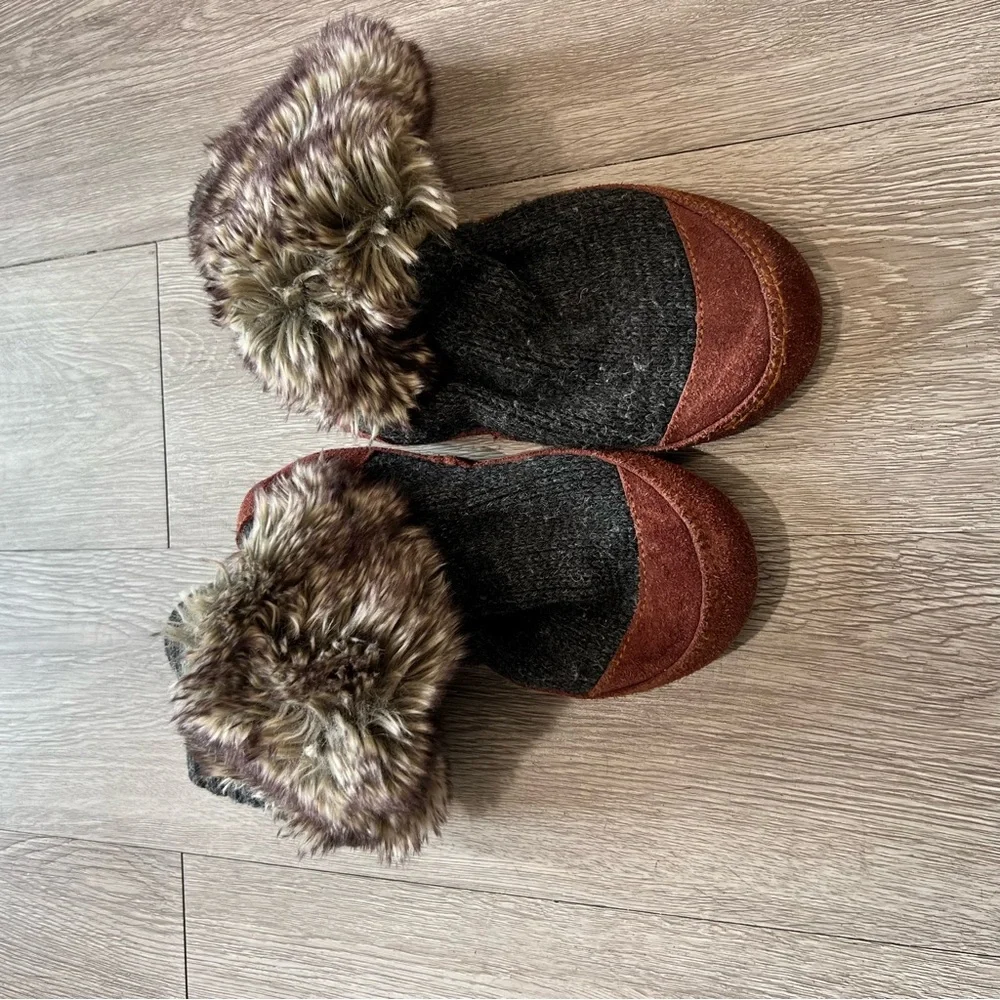 Acorn Unisex Brown Fur Slouch Boot Socks Toddler 1-2 Boho Tribal